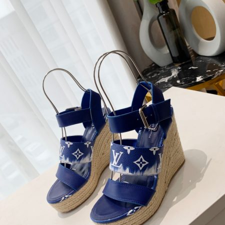 New Arrival LV Women Shoes 0003