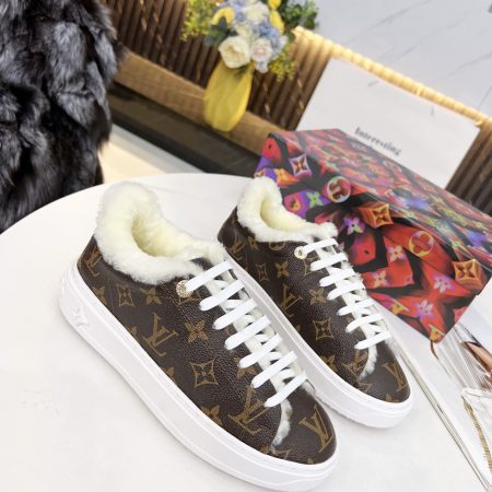 New Arrival LV Women Shoes 0053