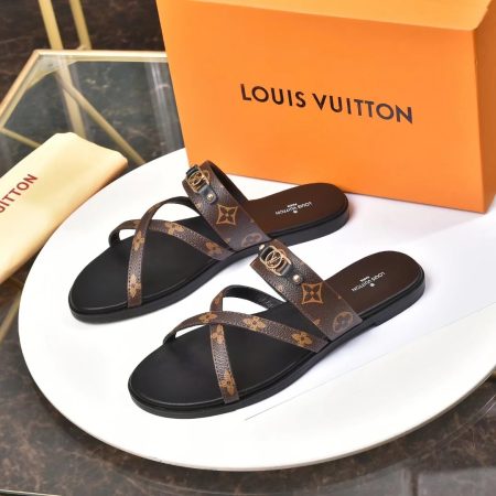 New Arrival LV Women Shoes 0813