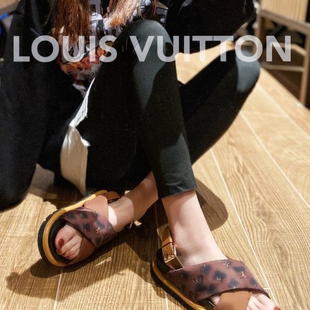 New Arrival LV Women Shoes 0996