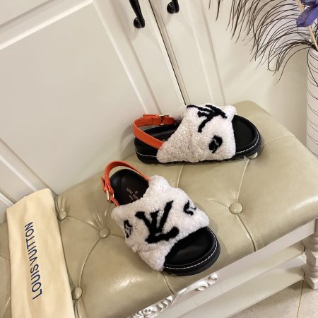 New Arrival LV Women Shoes 1082