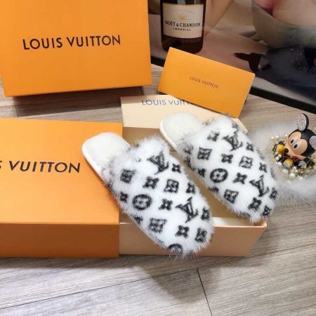 New Arrival LV Women Shoes 1120