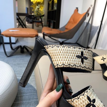 New Arrival LV Women Shoes 1544