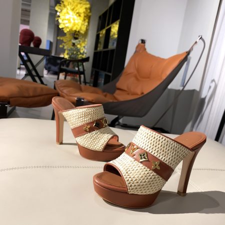 New Arrival LV Women Shoes 1546