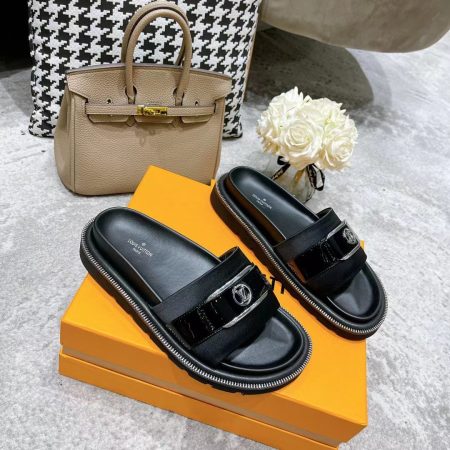 New Arrival LV Women Shoes 1623