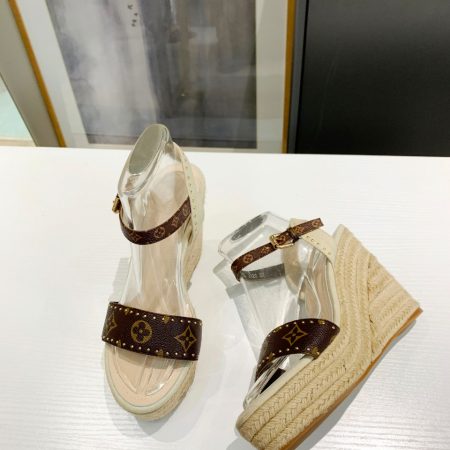 New Arrival LV Women Shoes 1638