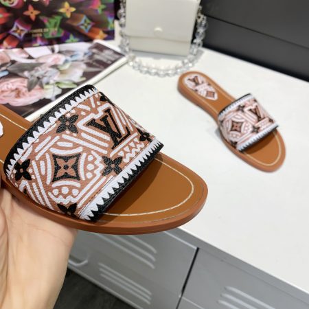 New Arrival LV Women Shoes 1671
