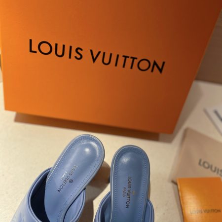 New Arrival LV Women Shoes 1679
