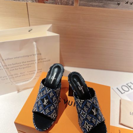 New Arrival LV Women Shoes 1683