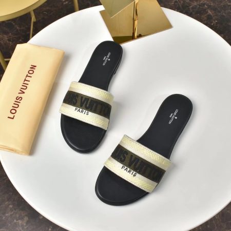 New Arrival LV Women Shoes 1687