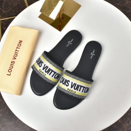New Arrival LV Women Shoes 1689