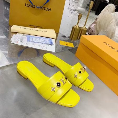 New Arrival LV Women Shoes 1695