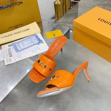 New Arrival LV Women Shoes 1699