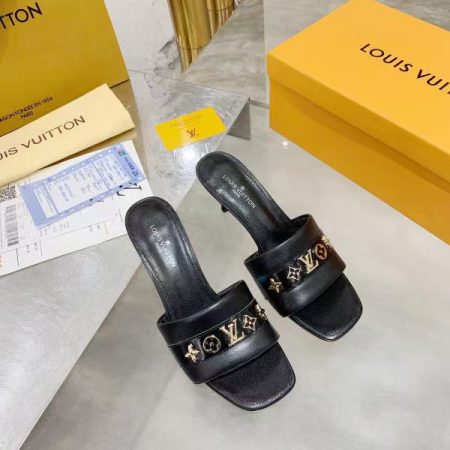 New Arrival LV Women Shoes 1700