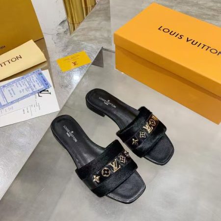 New Arrival LV Women Shoes 1708
