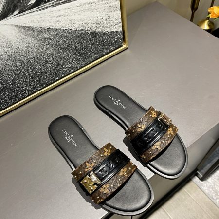 New Arrival LV Women Shoes 2267