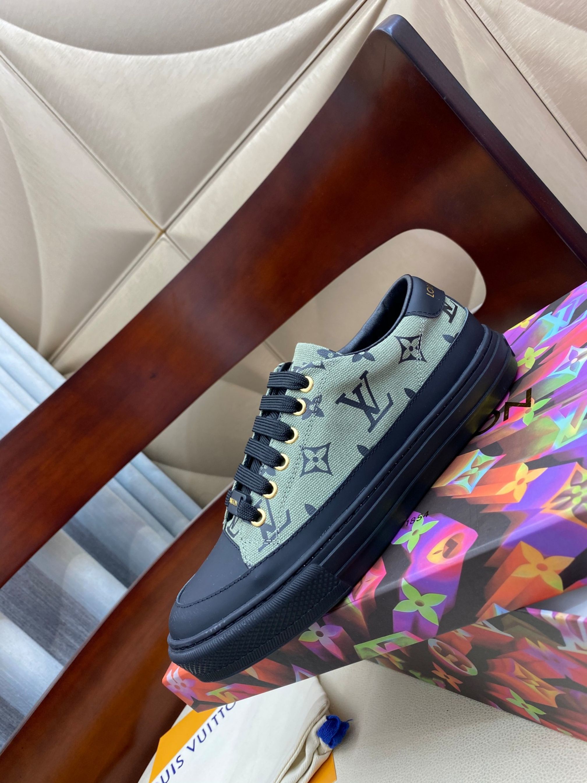 New Arrival LV Women Shoes 2281