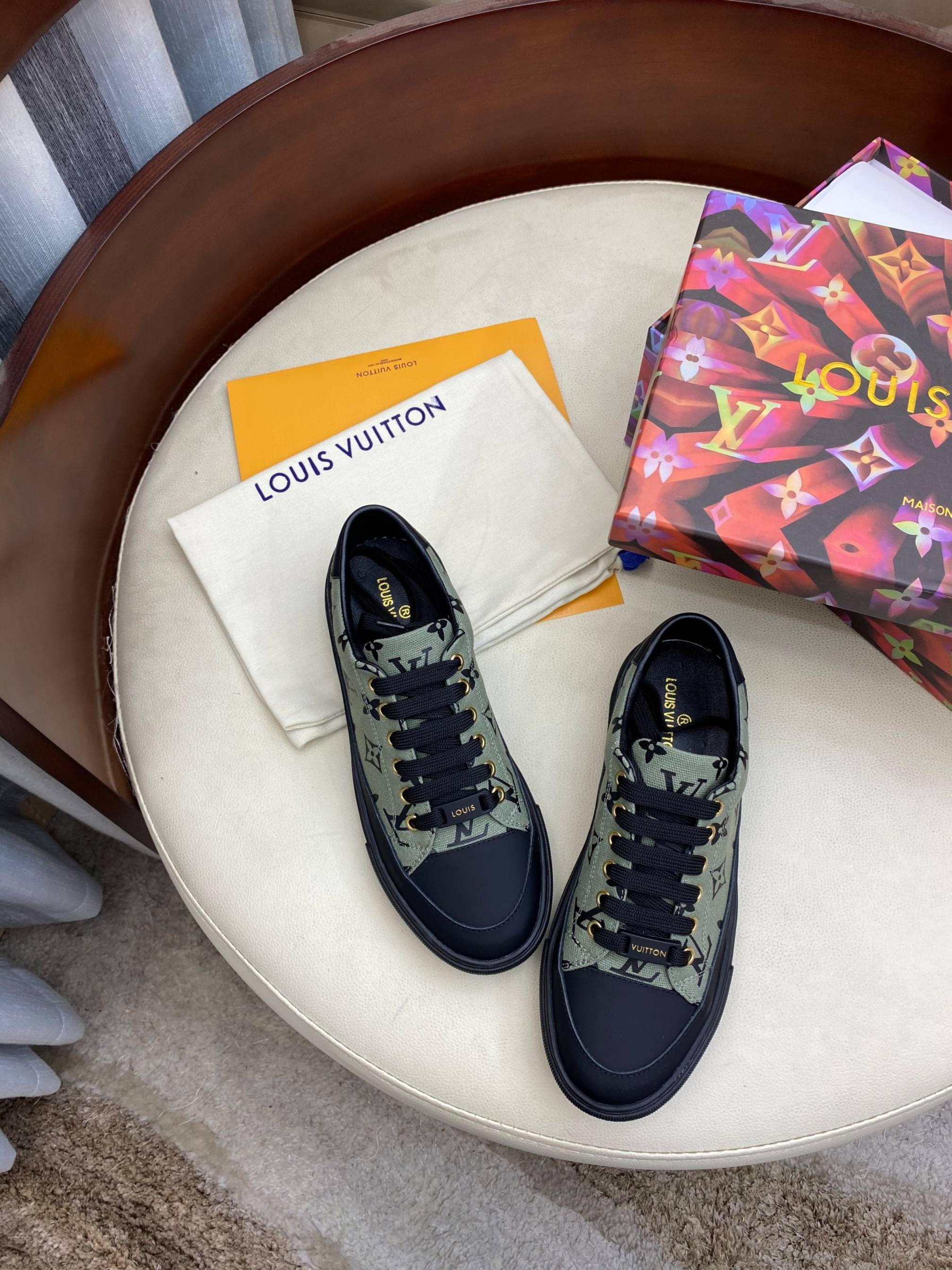 New Arrival LV Women Shoes 2281