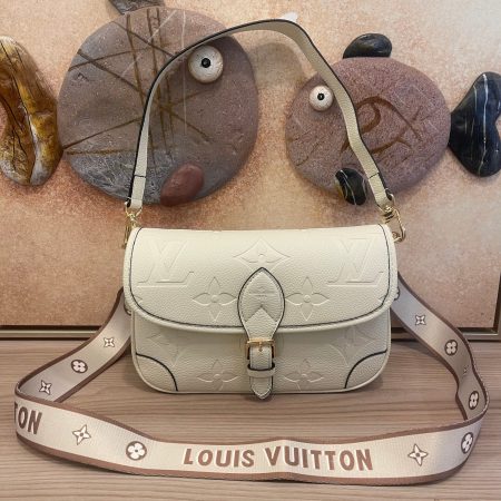 New Arrival LV Bag 5737