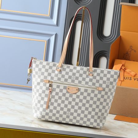 New Luxury LV Bag 8848