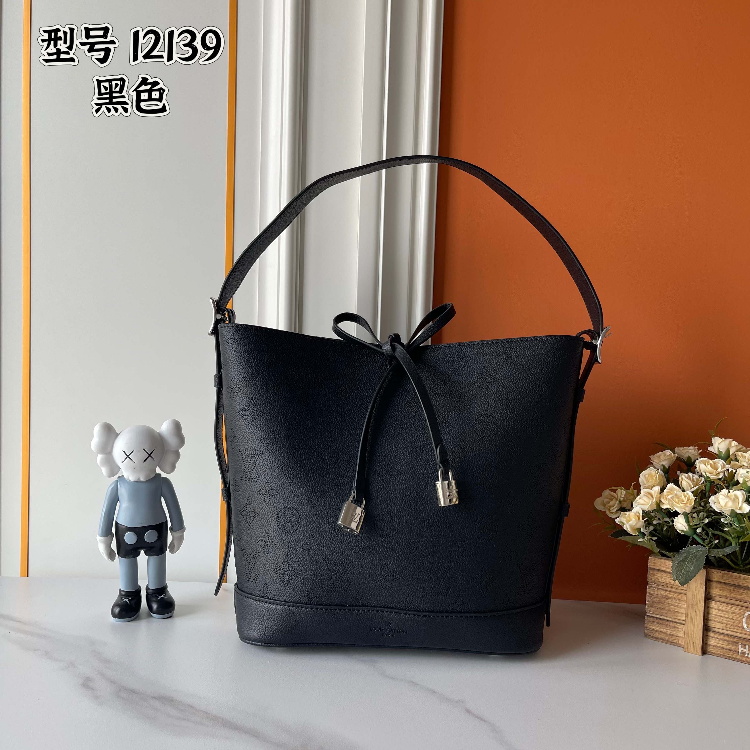 New Luxury LV Bag 9602