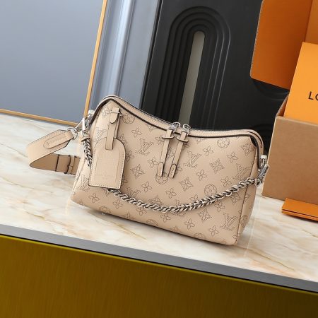 New Luxury LV Bag 9738