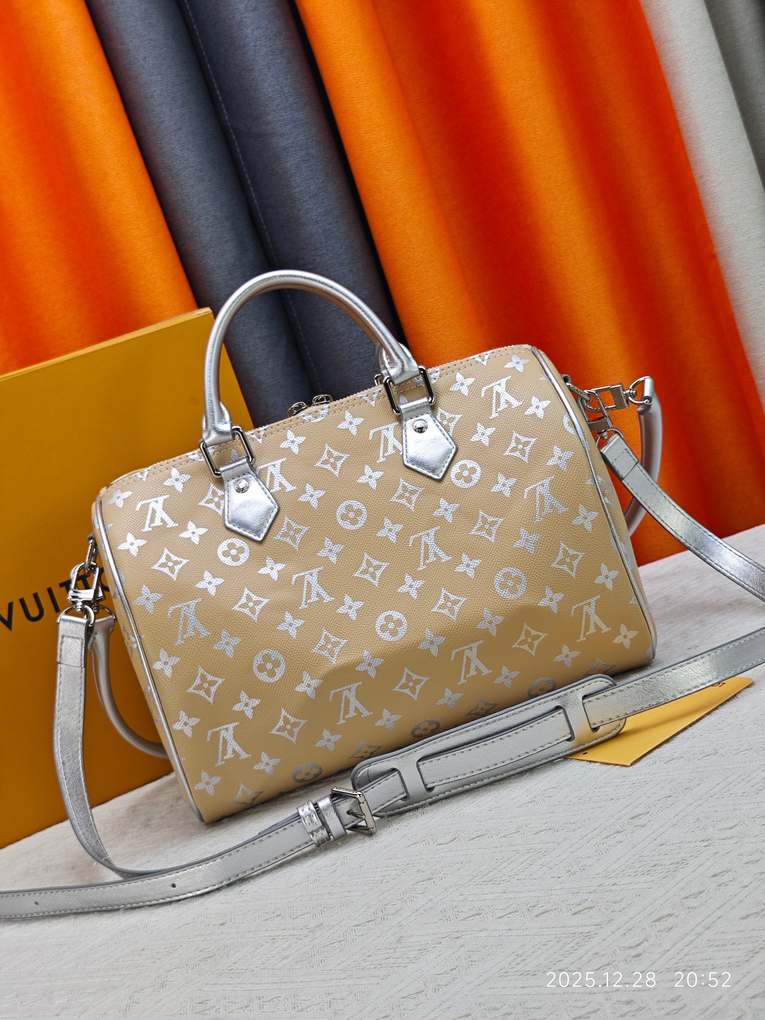New Luxury LV Bag 10053