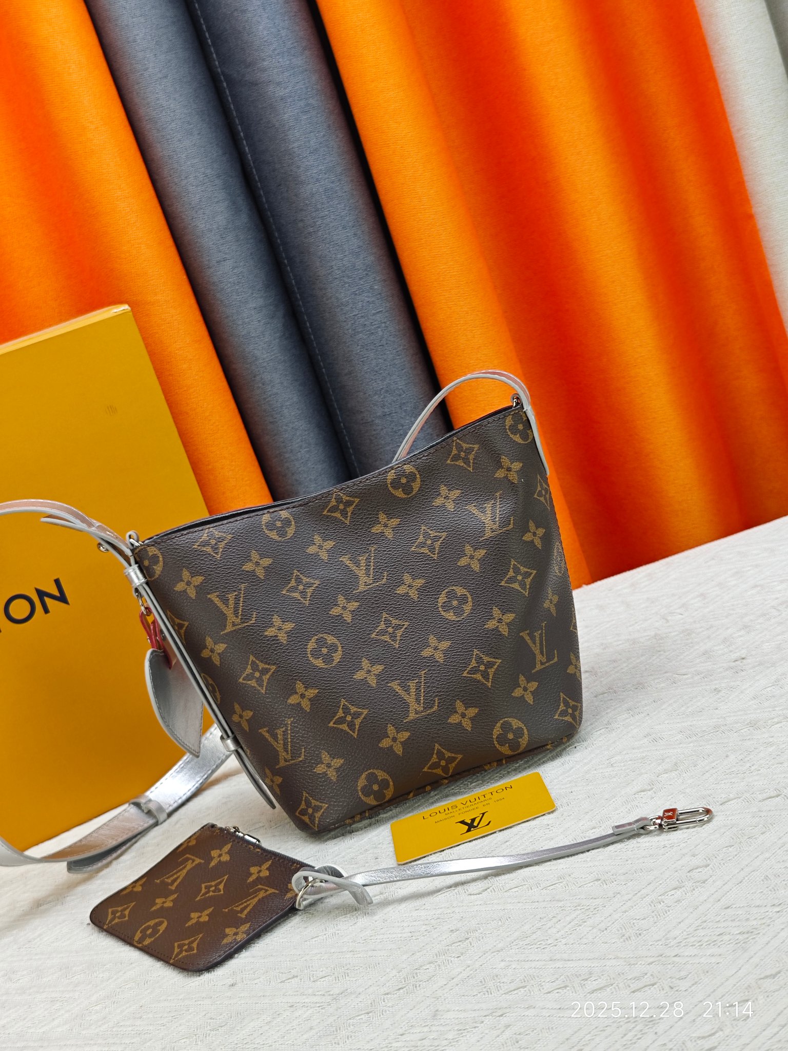 New Luxury LV Bag 10055