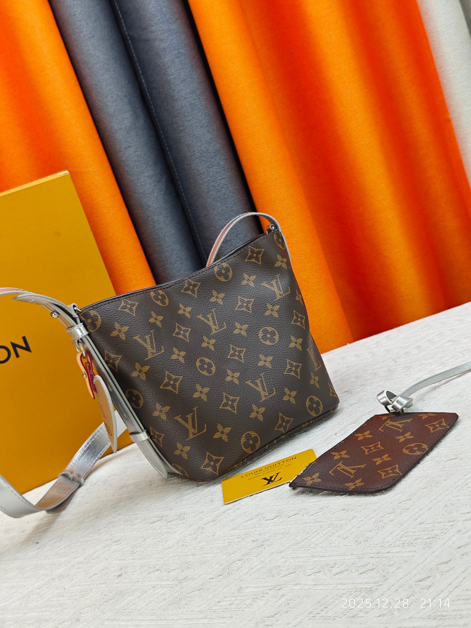 New Luxury LV Bag 10055