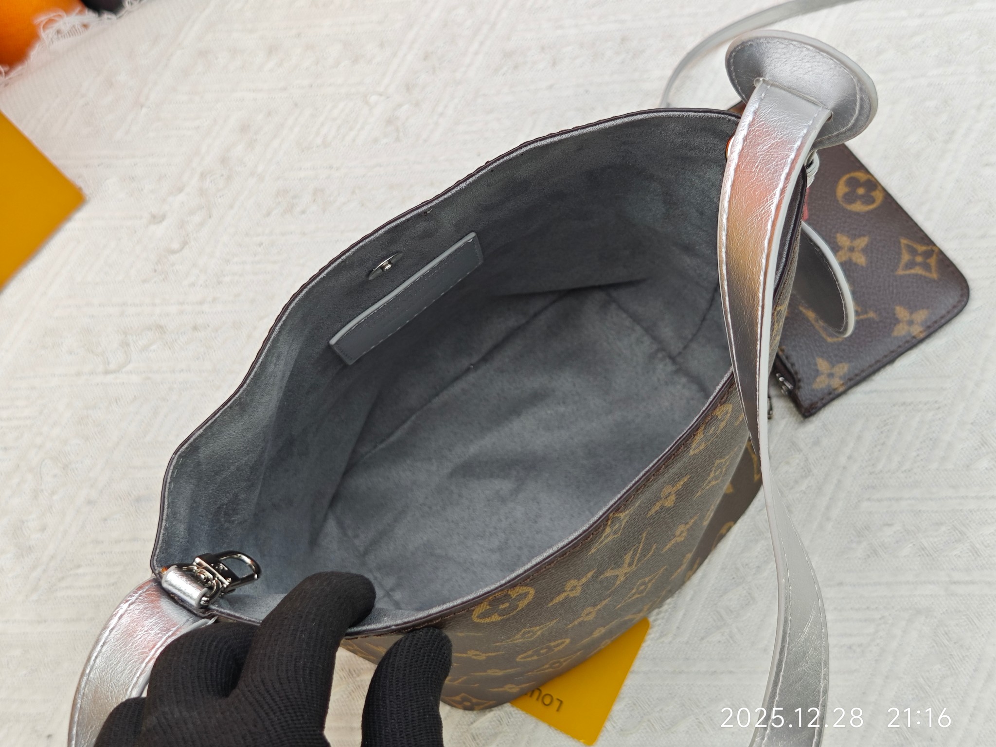 New Luxury LV Bag 10055