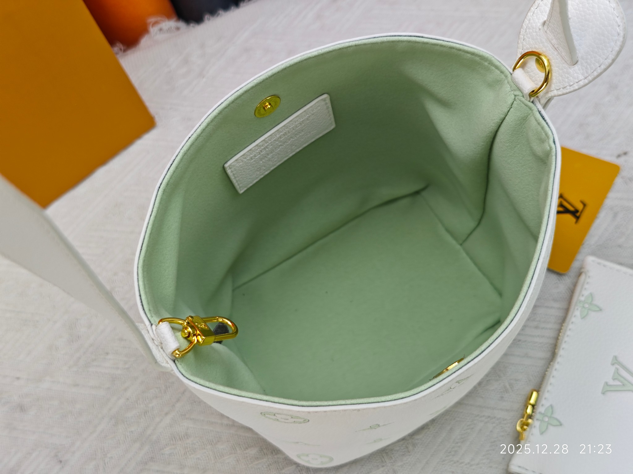 New Luxury LV Bag 10057