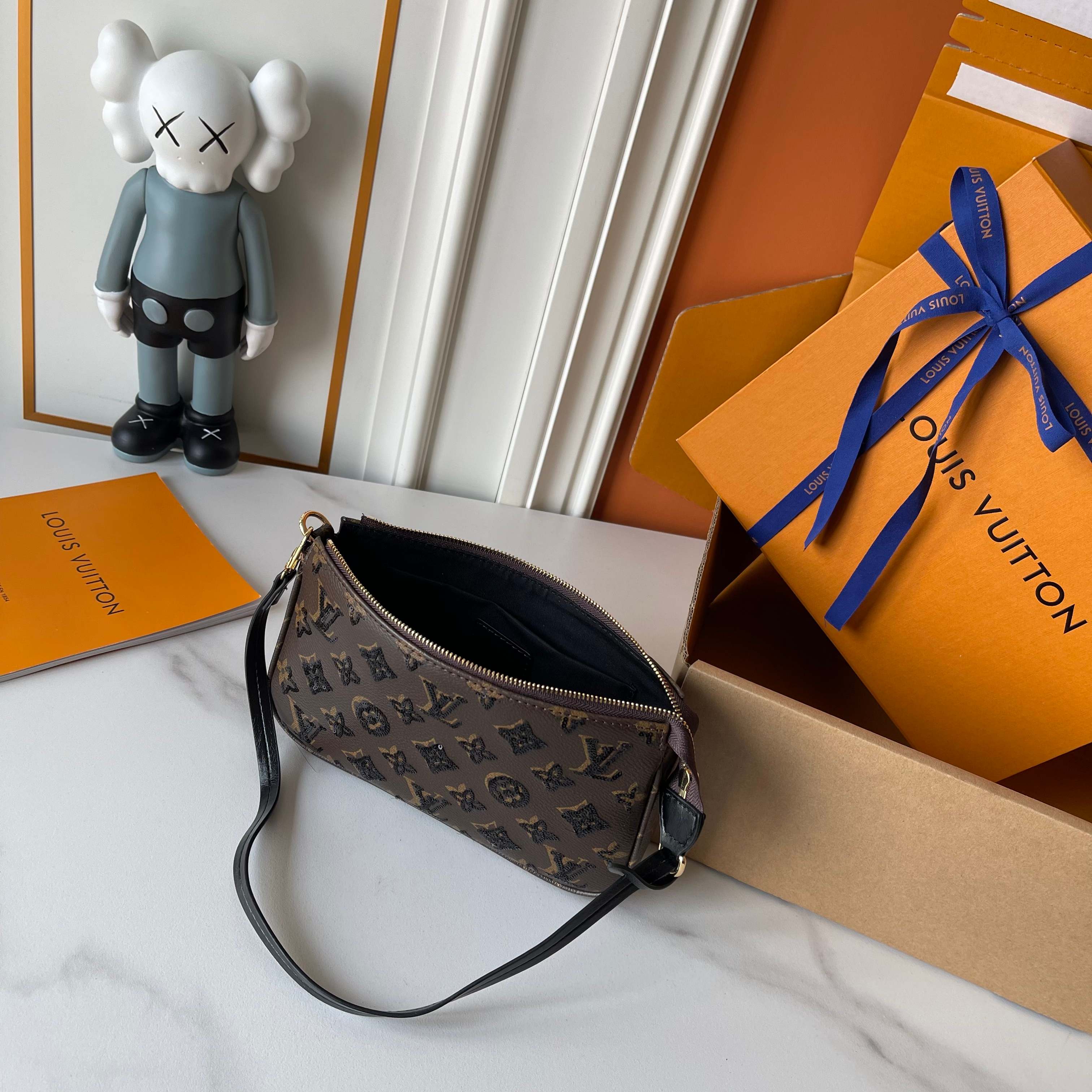 New Luxury LV Bag 10067