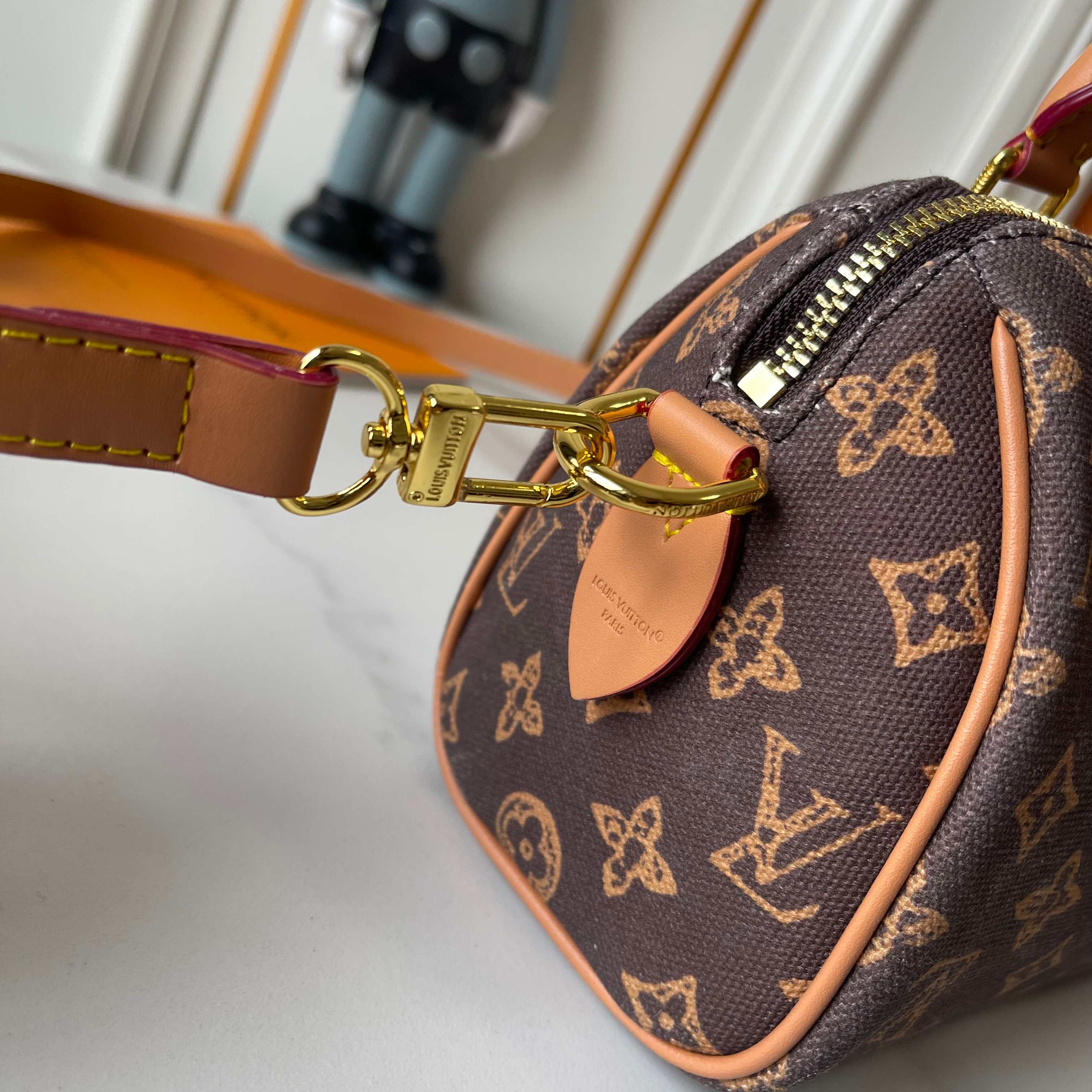 New Luxury LV Bag 10082