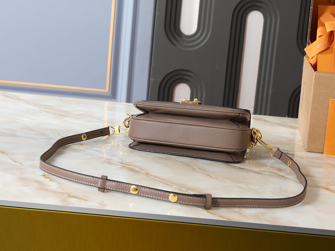 New Luxury LV Bag 10112