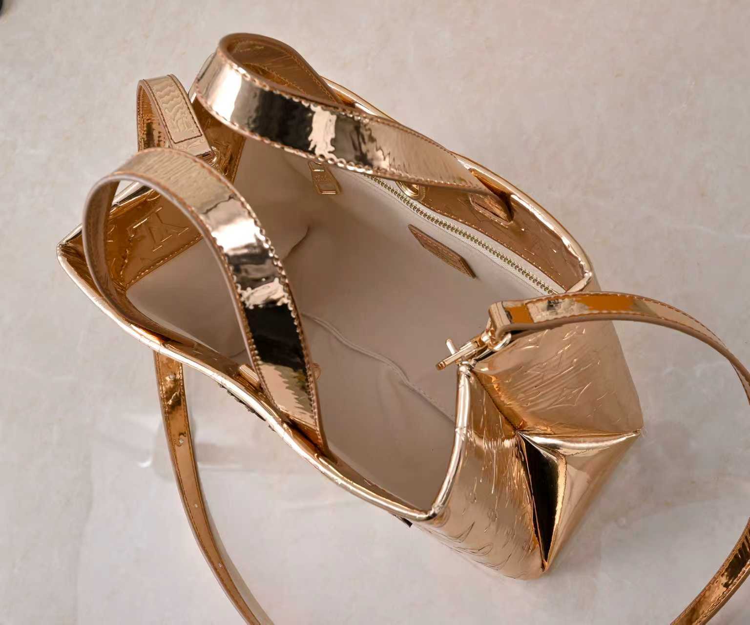 New Luxury LV Bag 10218