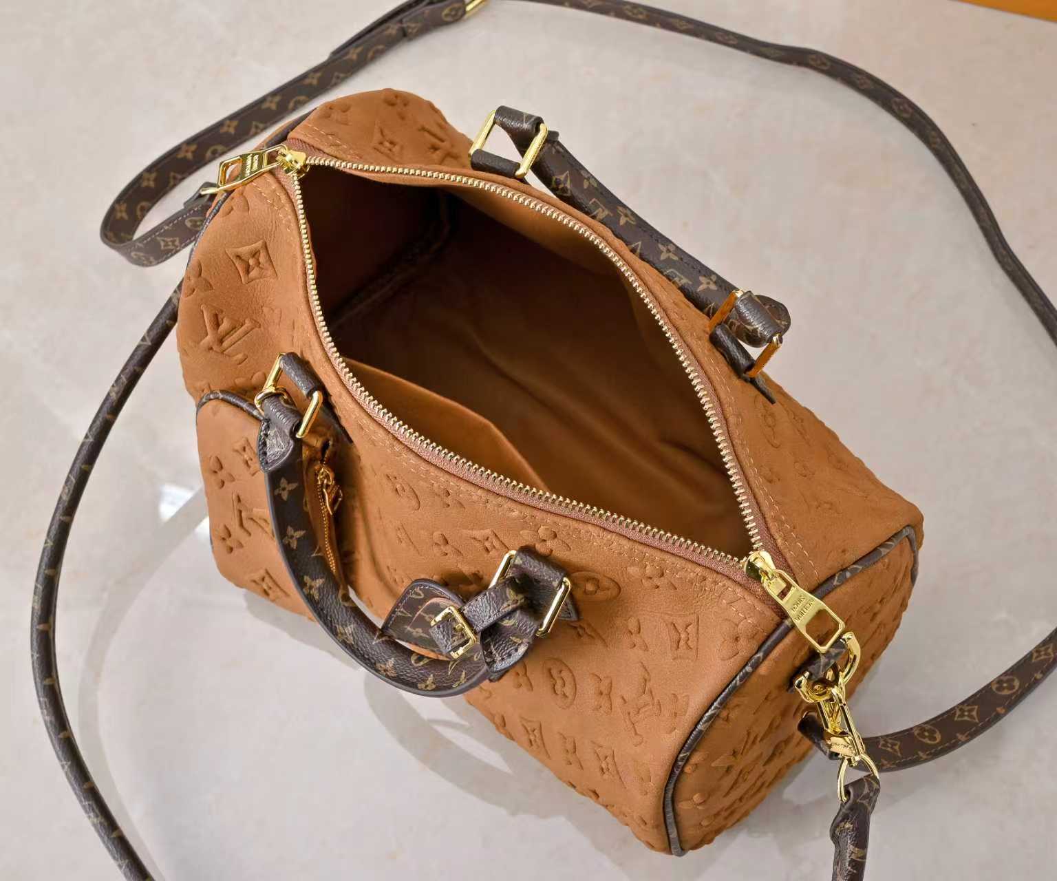 New Luxury LV Bag 10225