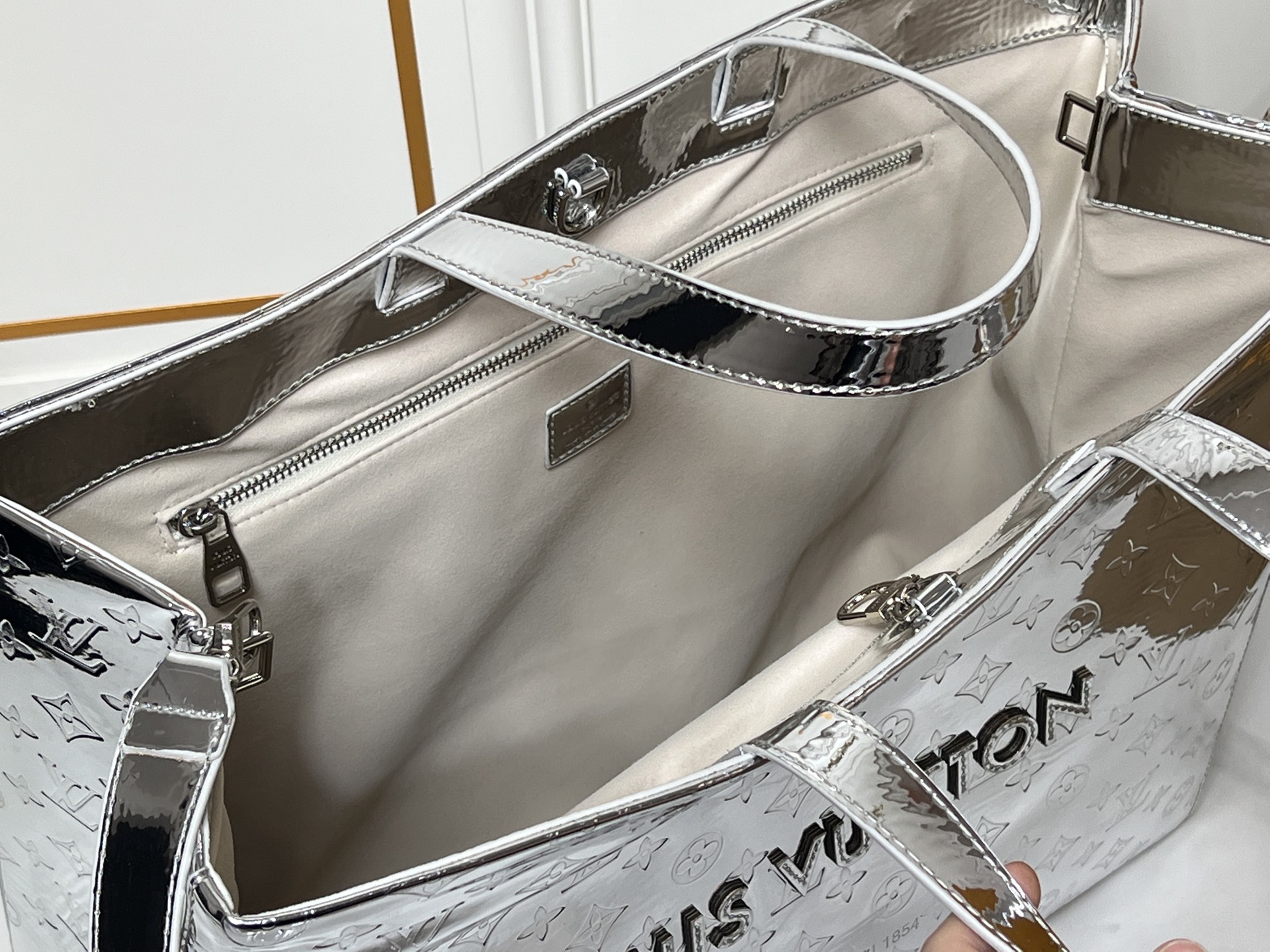 New Luxury LV Bag 10262