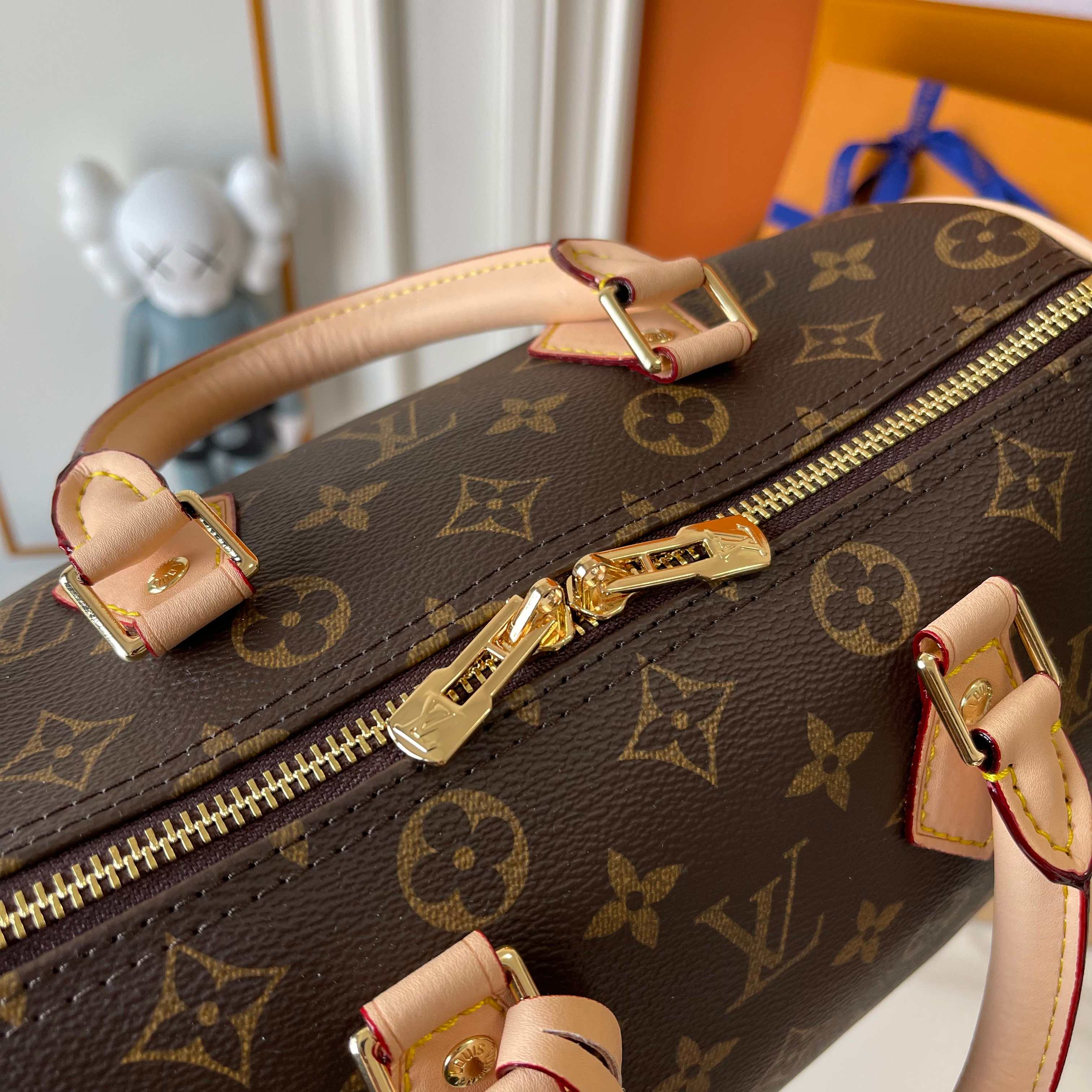 New Luxury LV Bag 10305