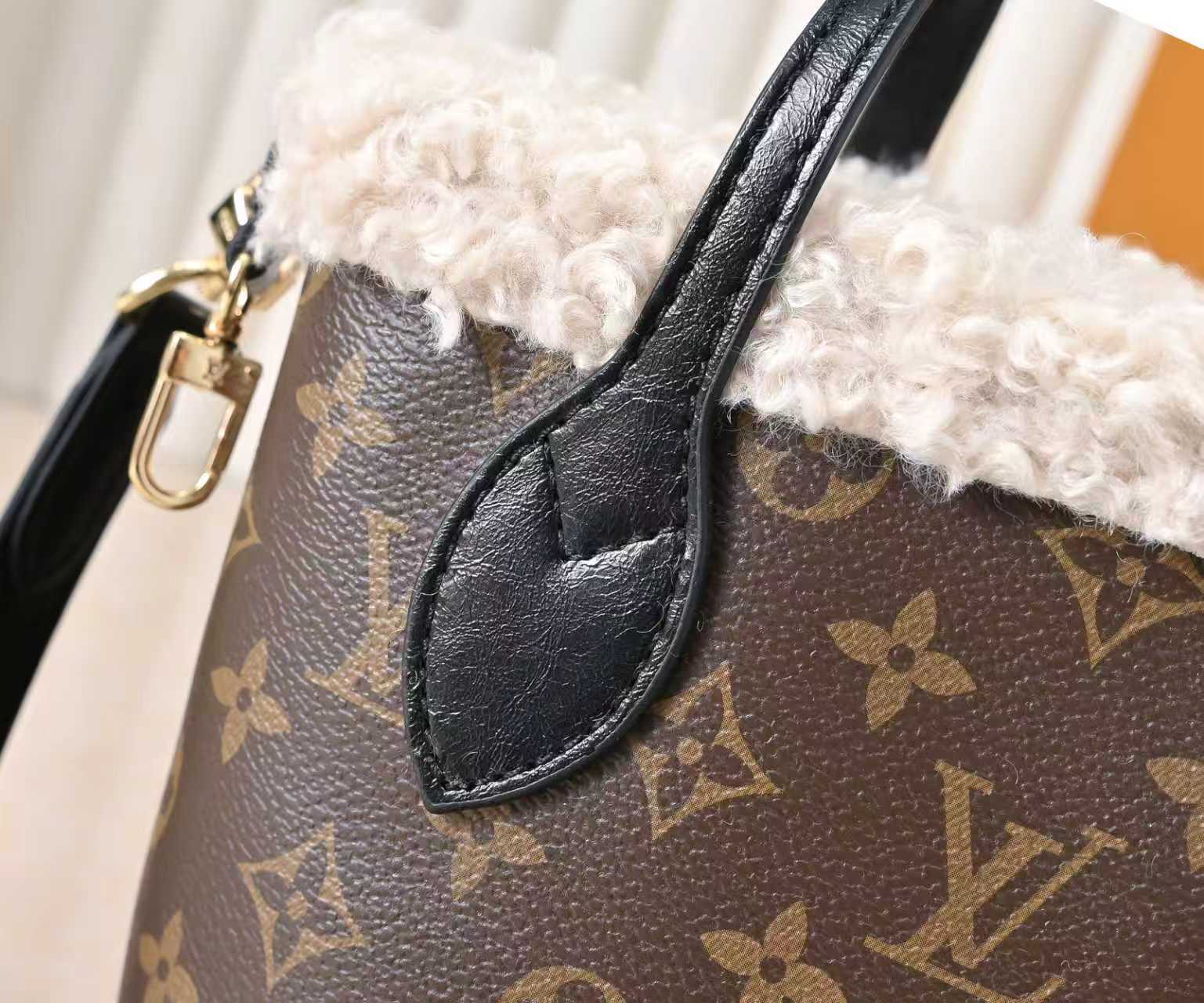 New Luxury LV Bag 10526