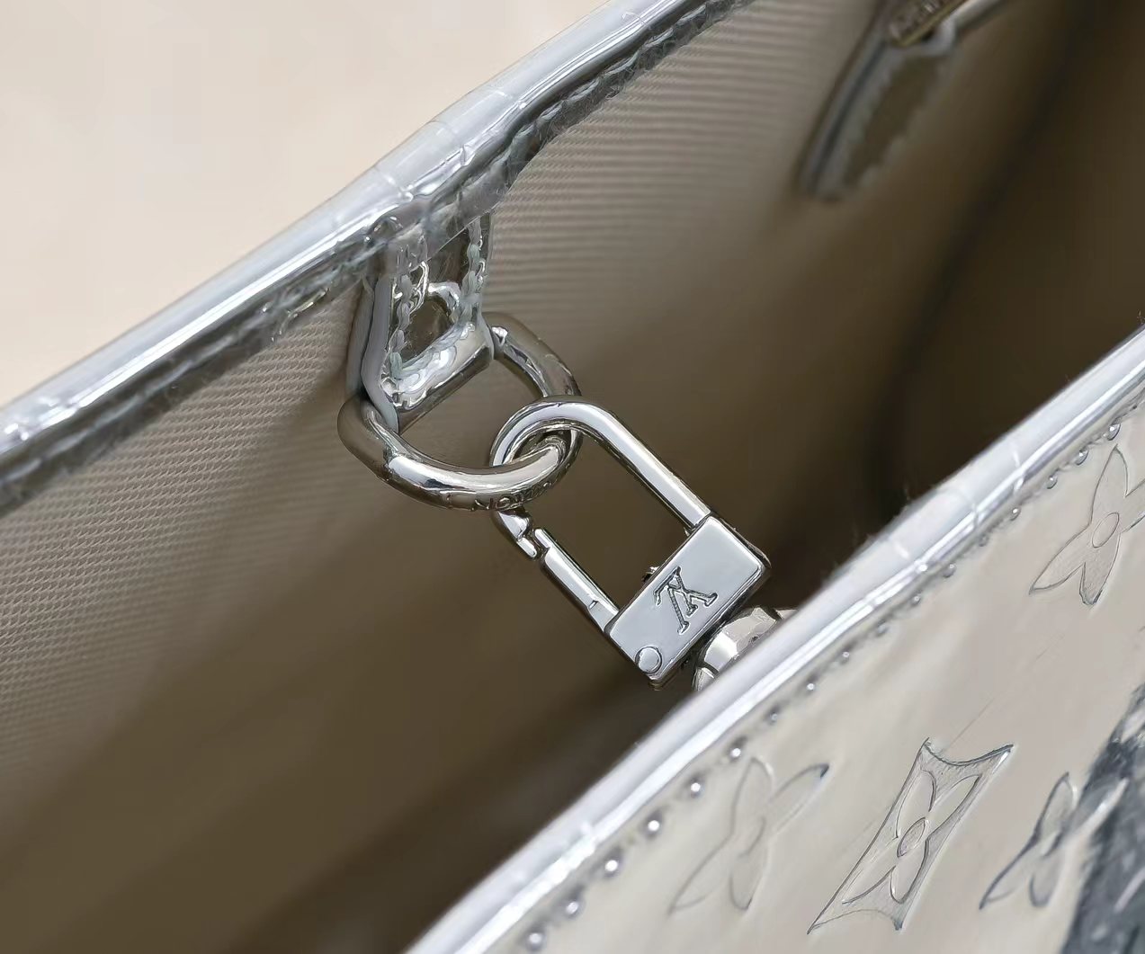 New Luxury LV Bag 10528