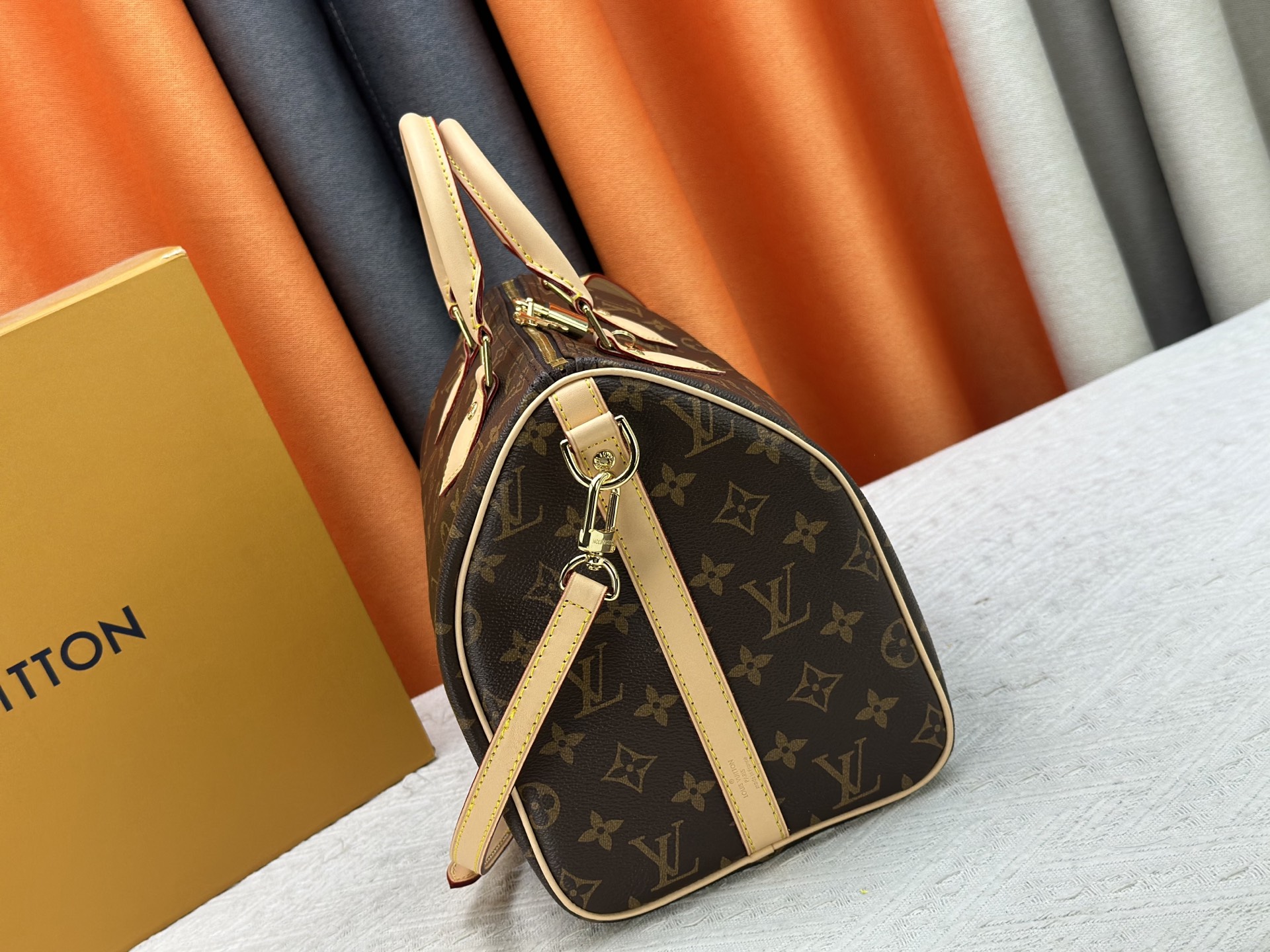 New Luxury LV Bag 10549