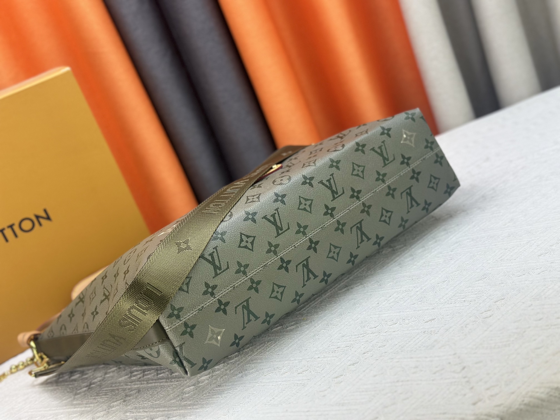 New Luxury LV Bag 10556