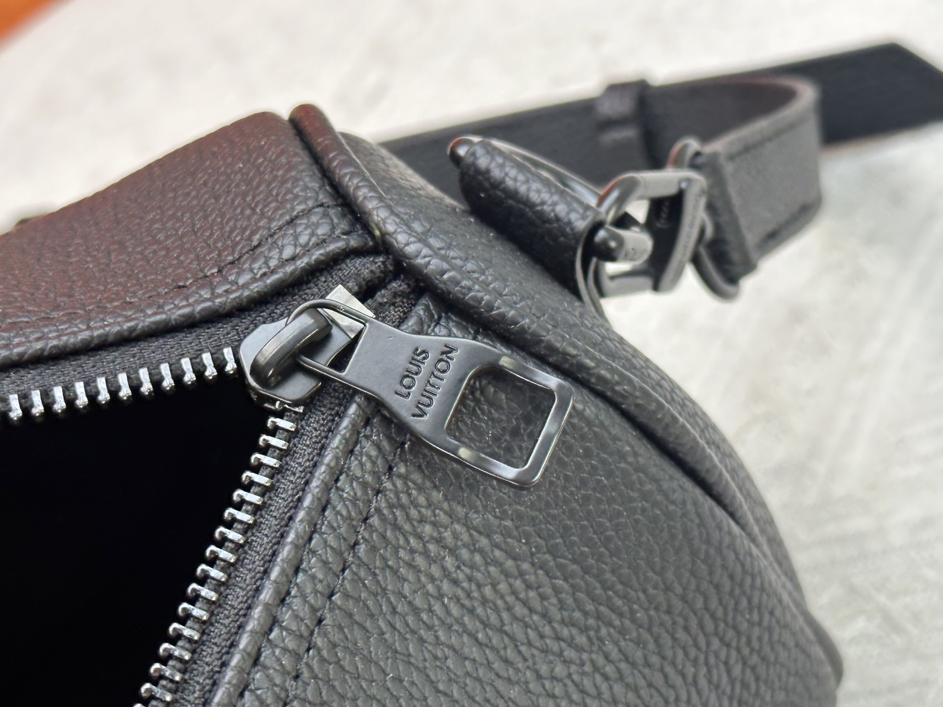 New Luxury LV Bag 10585