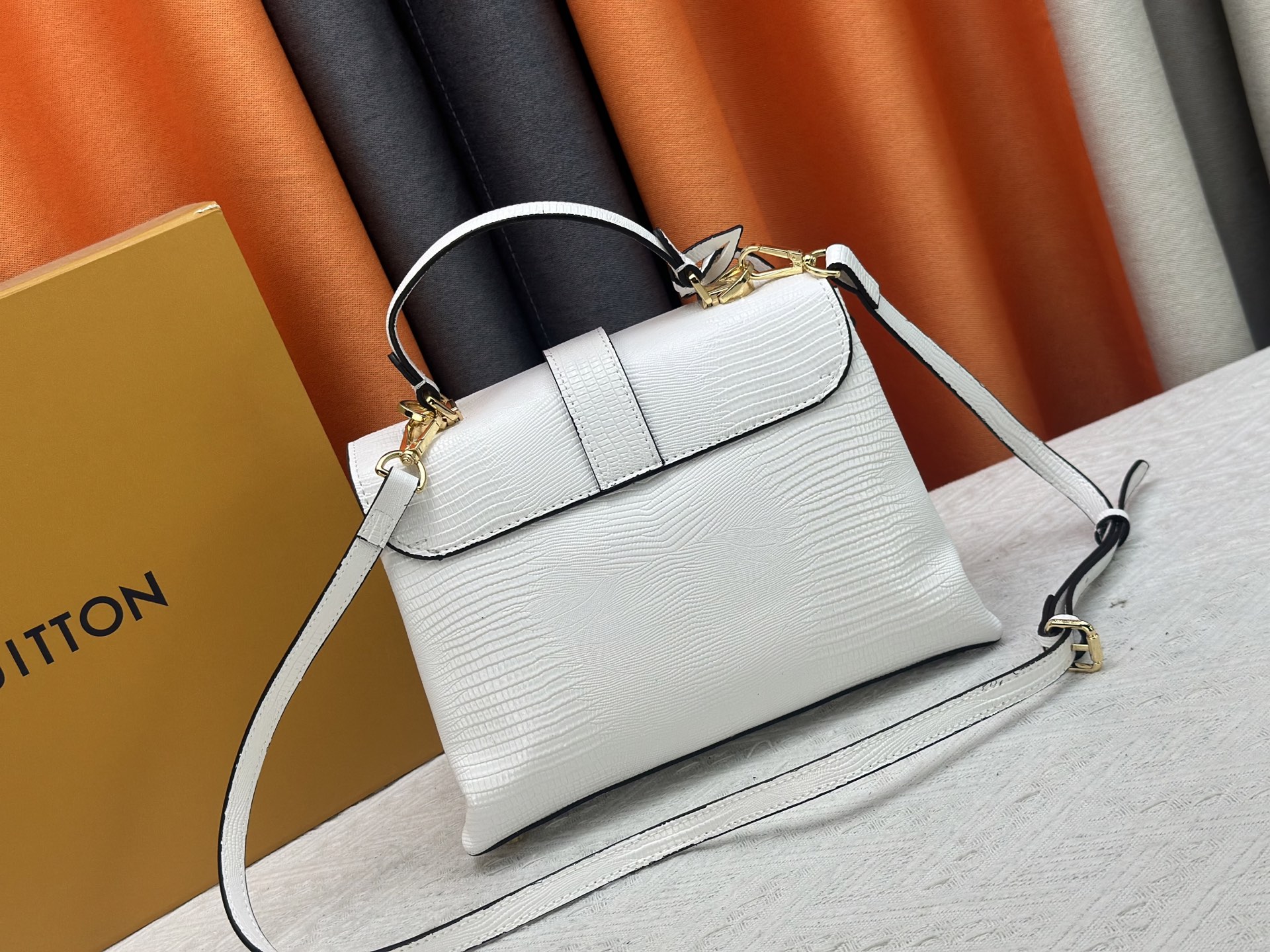 New Luxury LV Bag 10600