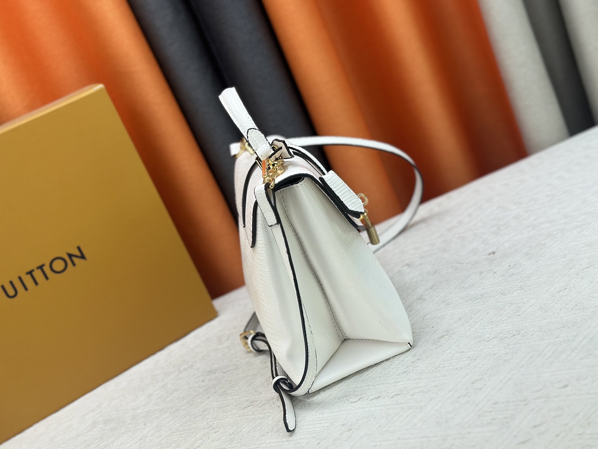 New Luxury LV Bag 10600