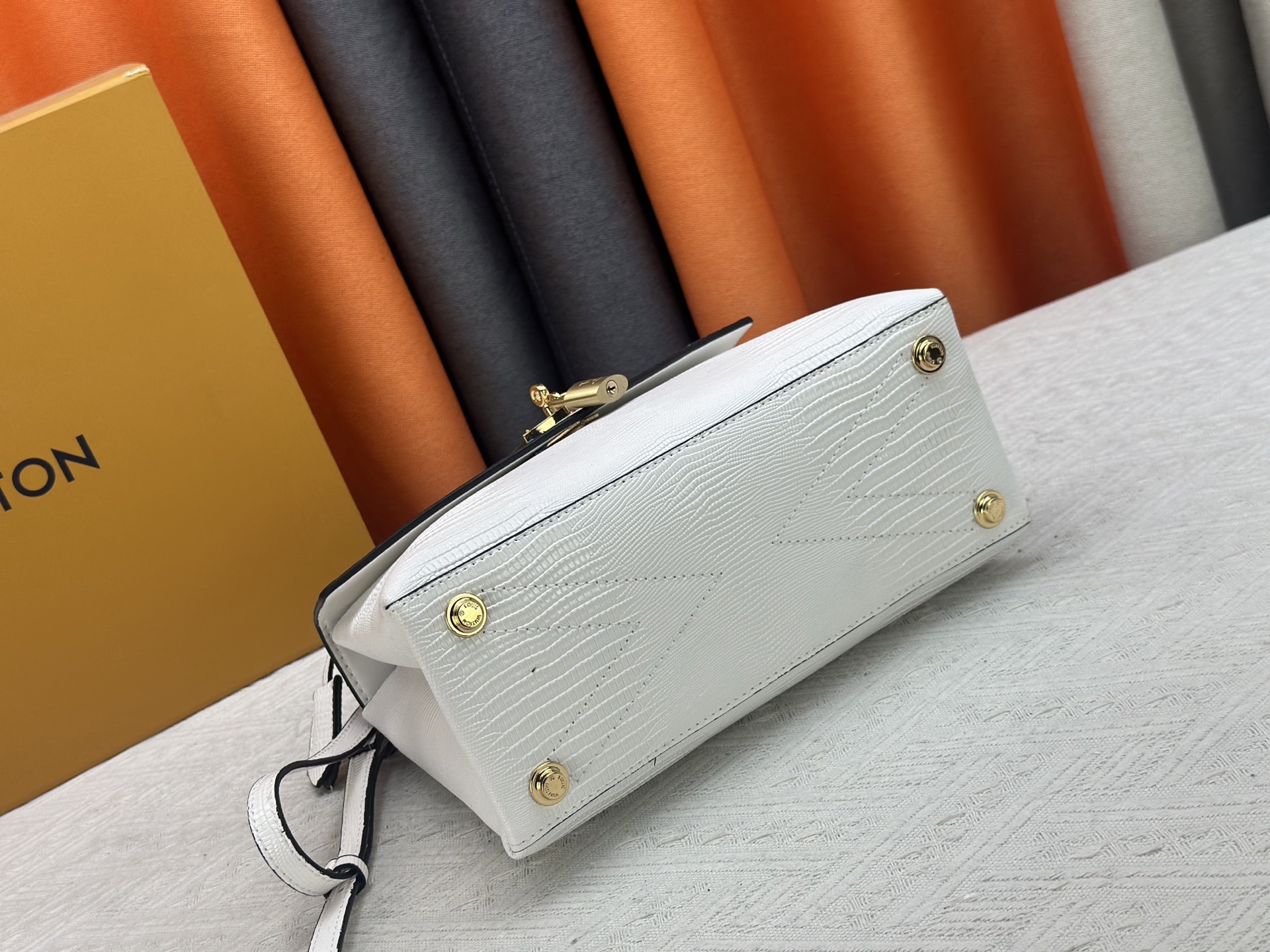 New Luxury LV Bag 10600