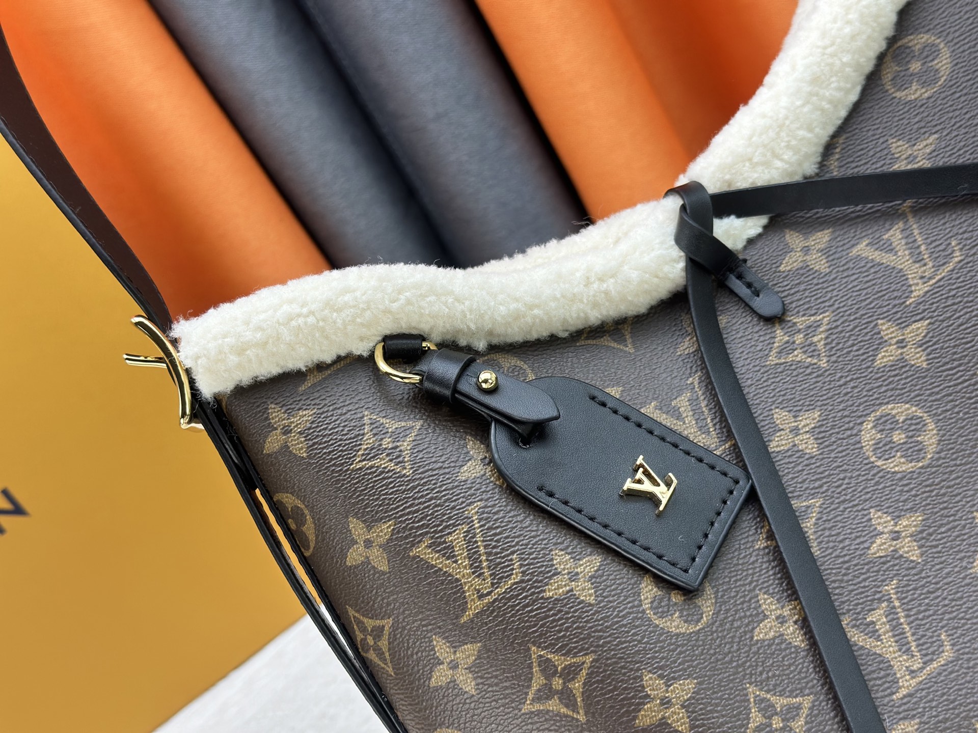 New Luxury LV Bag 10605