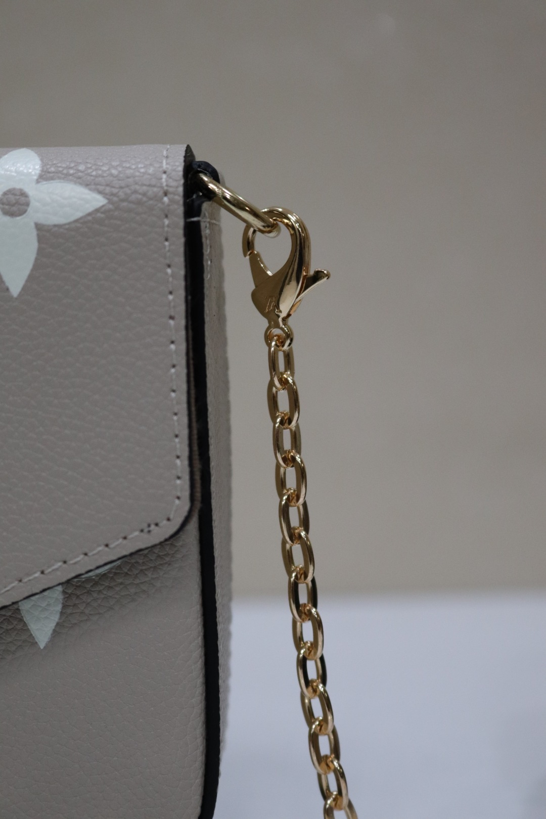 New Luxury LV Bag 10632