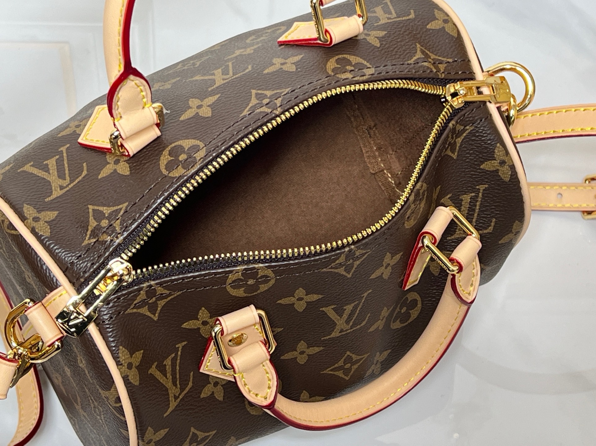 New Luxury LV Bag 10636