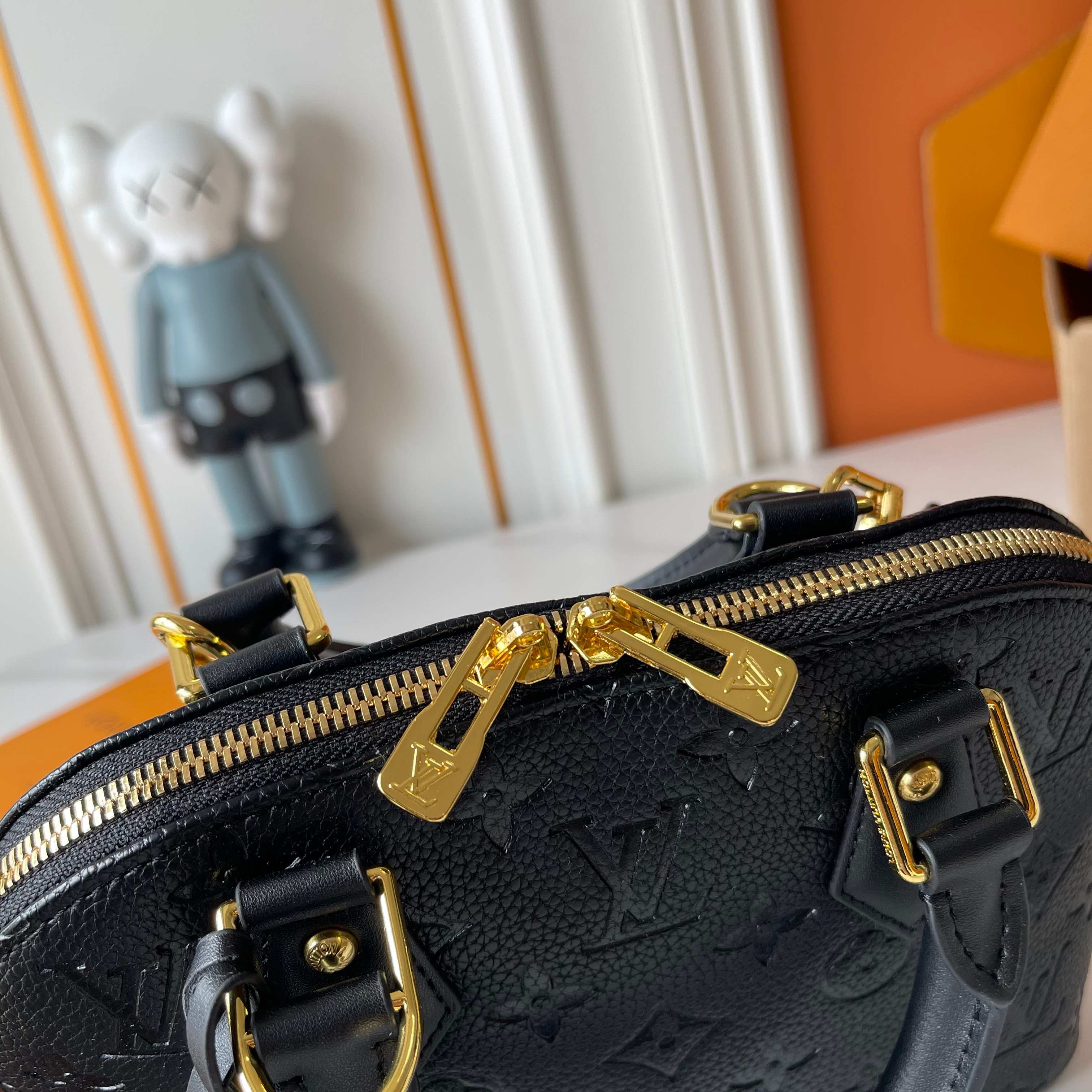 New Luxury LV Bag 10675
